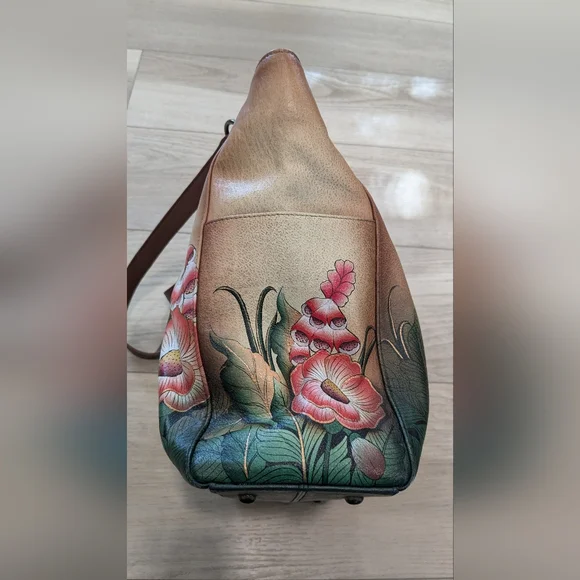 Anuschka Unique Hand Painted Foxes and Flowers Large Leather Zip Toe Tote Bag - Picture 5 of 12